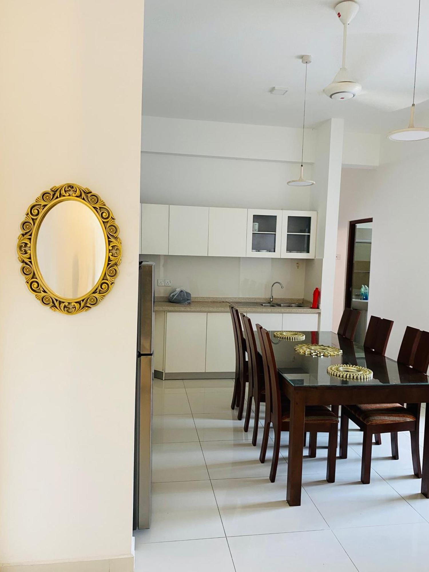 Green City Residence Talangama South Esterno foto